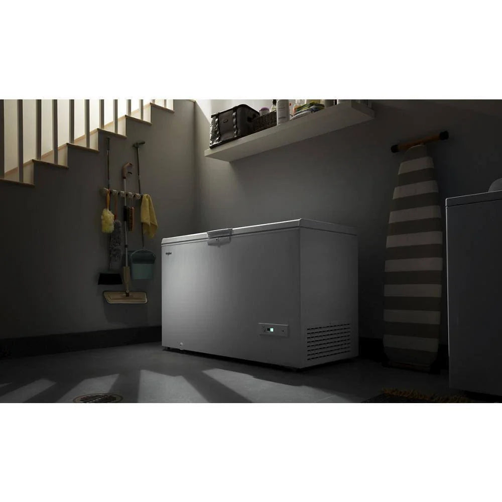 Whirlpool 16-cu ft Convertible Chest Freezer to Refrigerator with Baskets - White | WZC5116LW