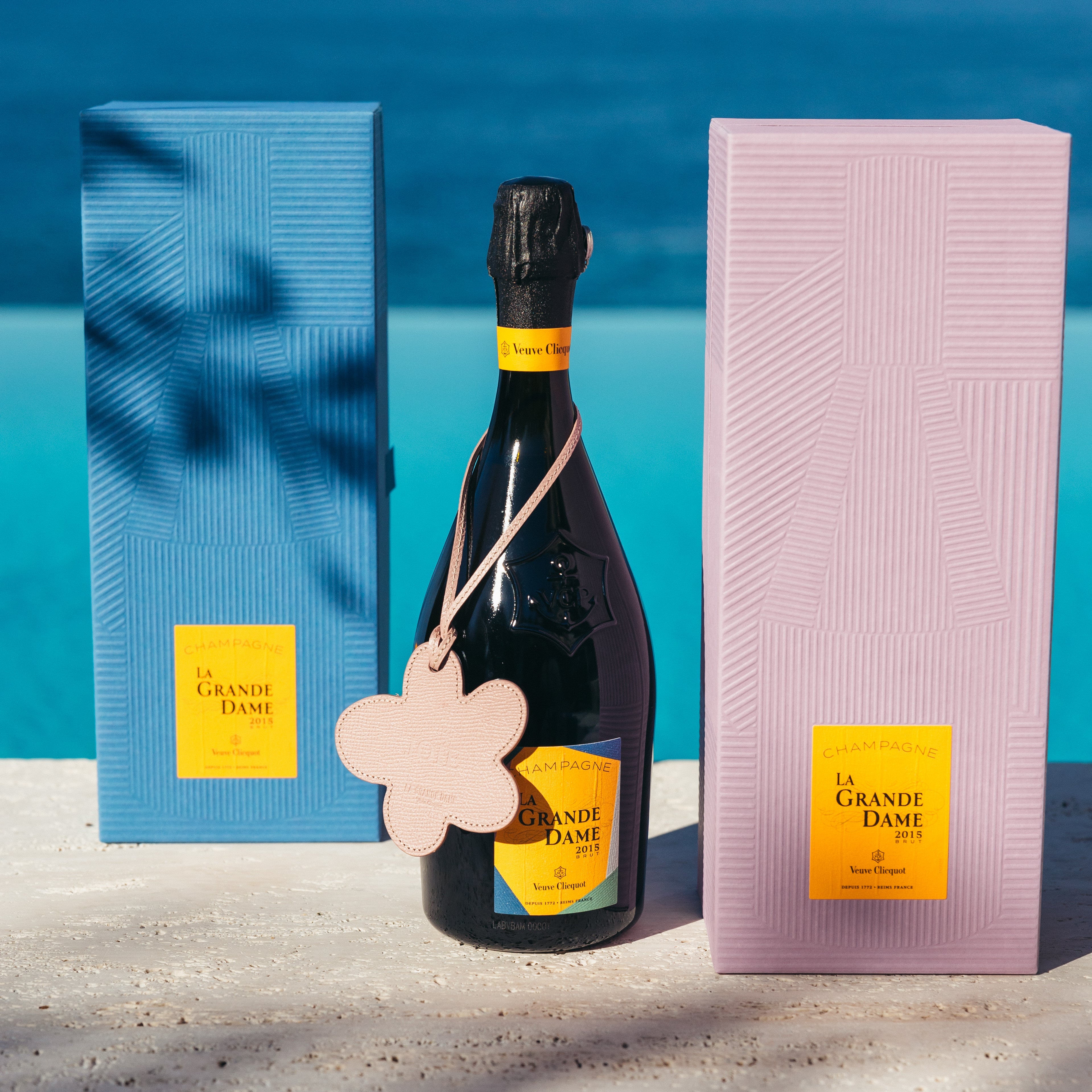 La Grande Dame 2015 with Leather Accessory