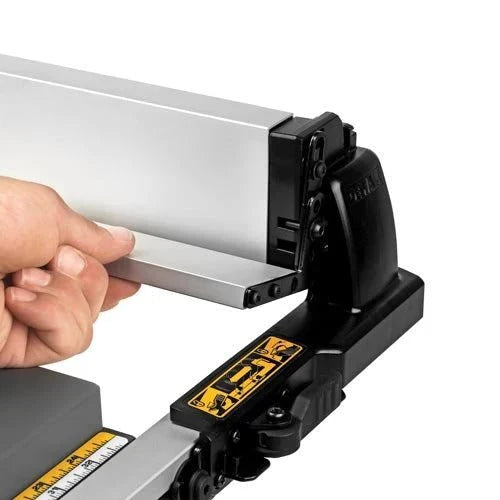DEWALT 10 Inch Table Saw, 32-1/2 Inch Rip Capacity, 15 Amp Motor, With Rolling
